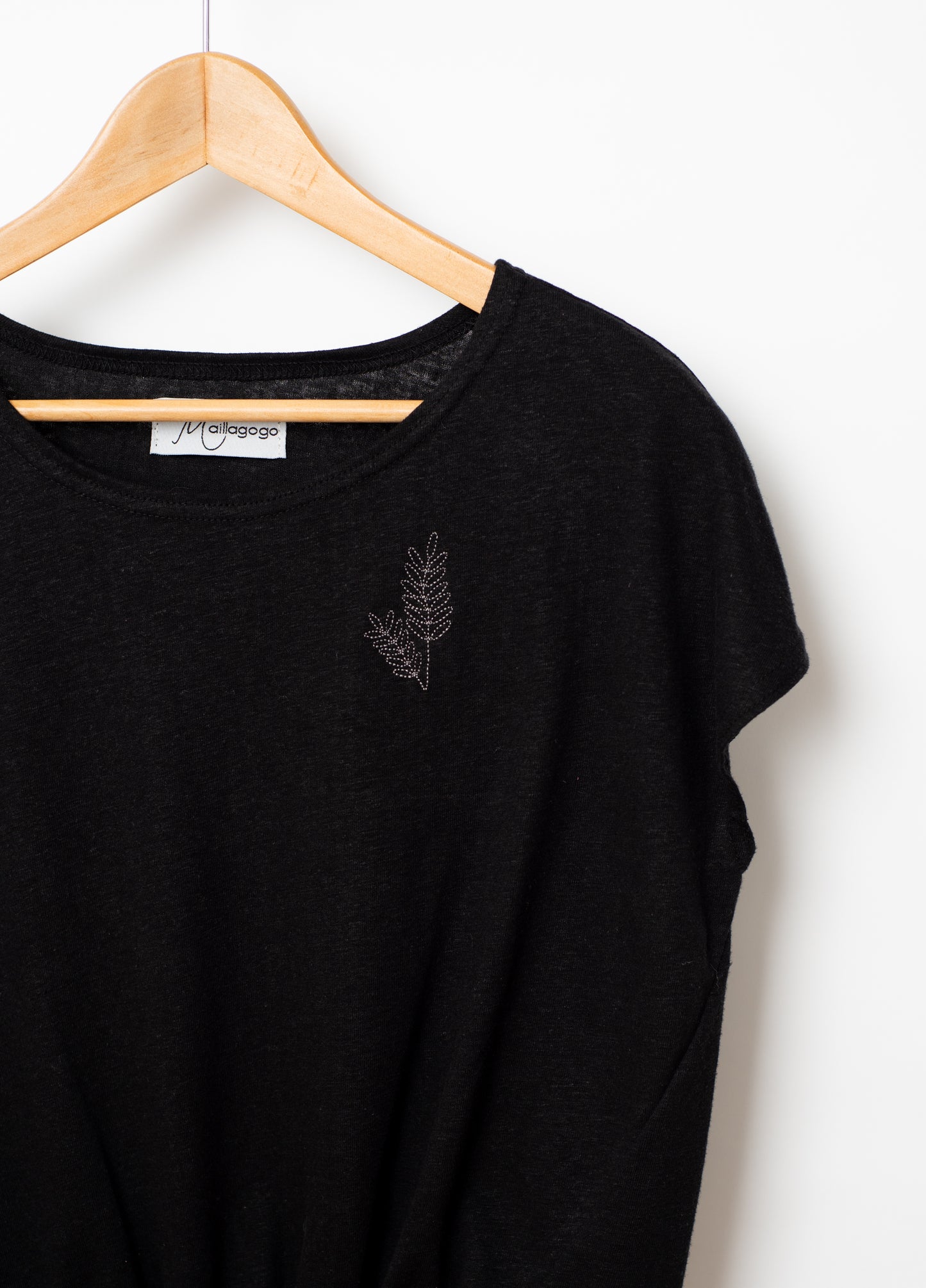 T-shirt à broderie Maillagogo | GIFU